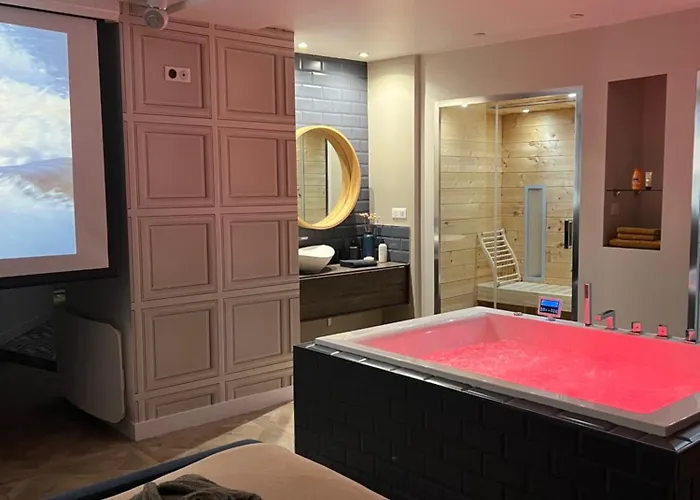 Avec Jacuzzi Sauna & Cinema - Nid D'angers Apartment Angers