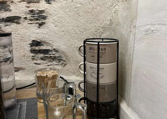 Avec Jacuzzi Sauna & Cinema - Nid D'angers